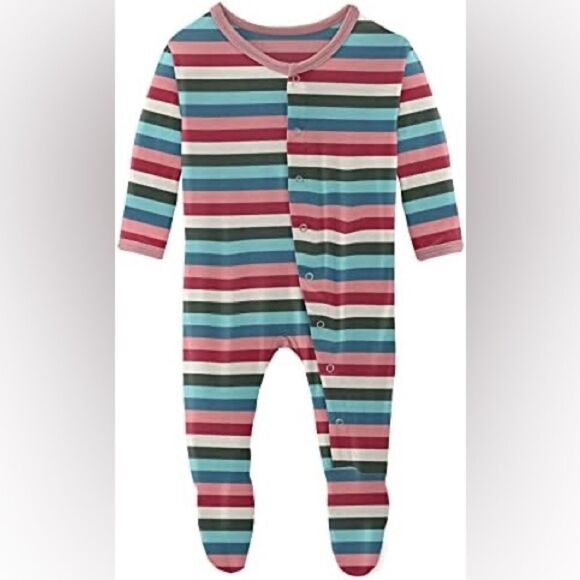 NWT- KicKee Pants Print Footies with Snaps, Super Soft Jammies- Size Newborn - Picture 1 of 10